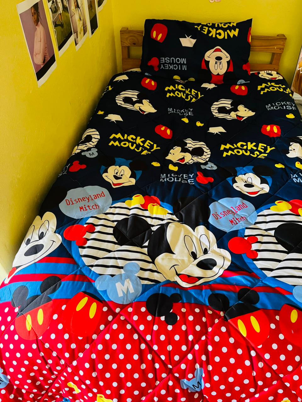 Micky Mouse comforter
