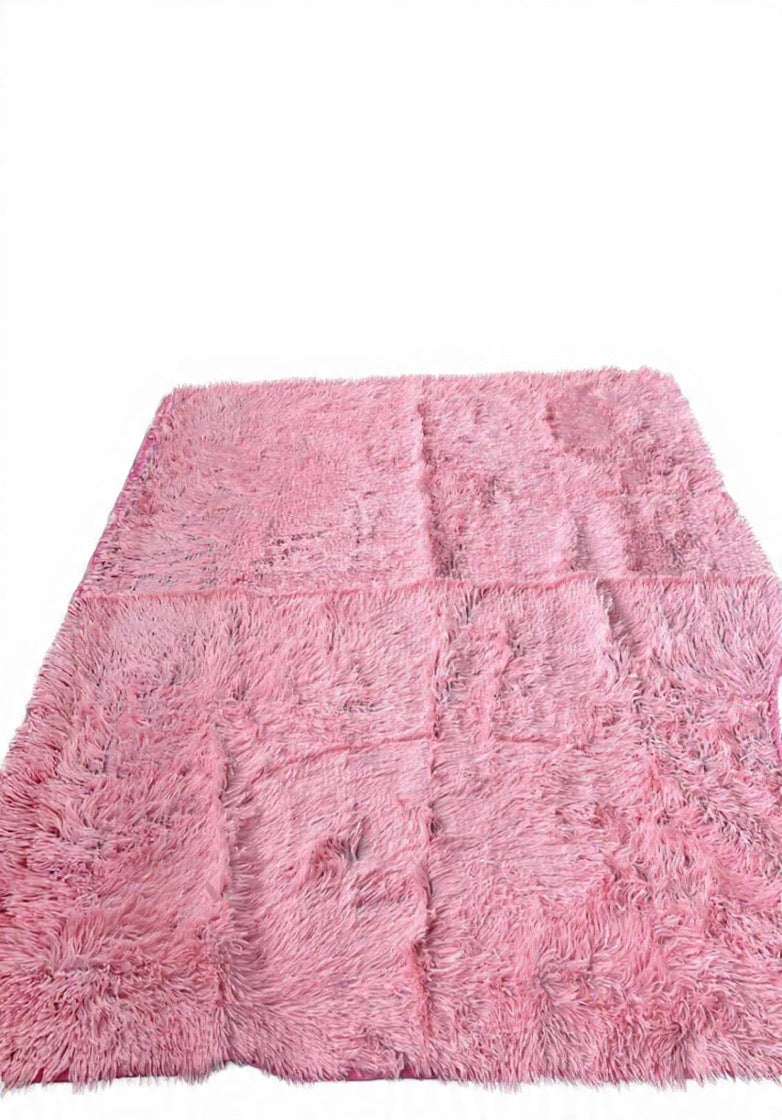 Fluffy carpet