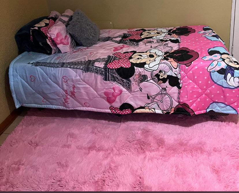Minnie Mouse Comforter